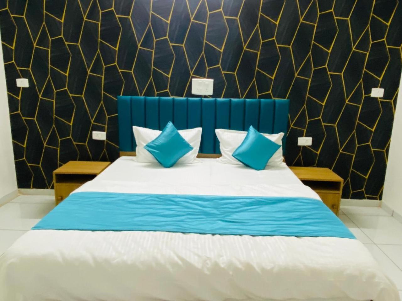 Hotel Balaji Villa 巴罗达 外观 照片